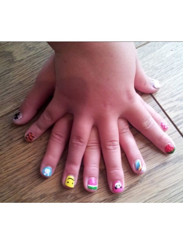 Nail arts